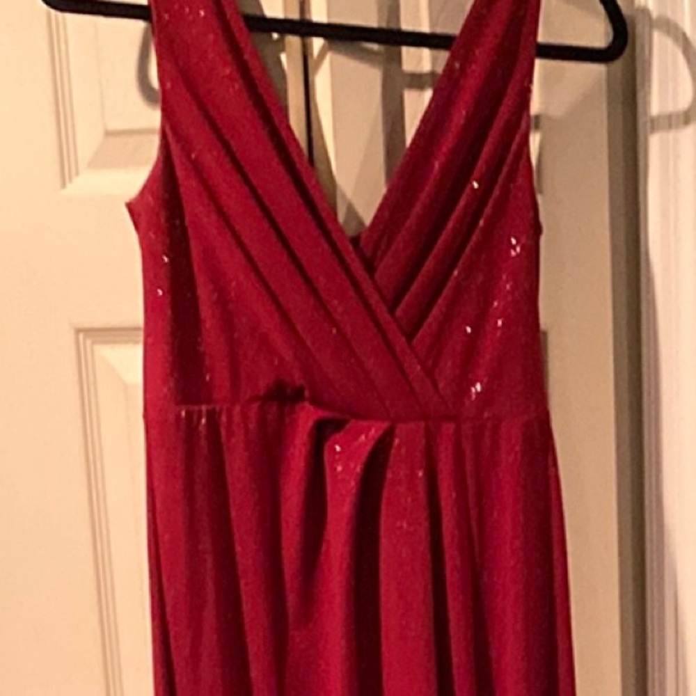 Ever Pretty Red Sleeveless V-Neck Maxi Gown